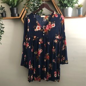 Alter’d State Dress/Tunic Blue Floral Small
